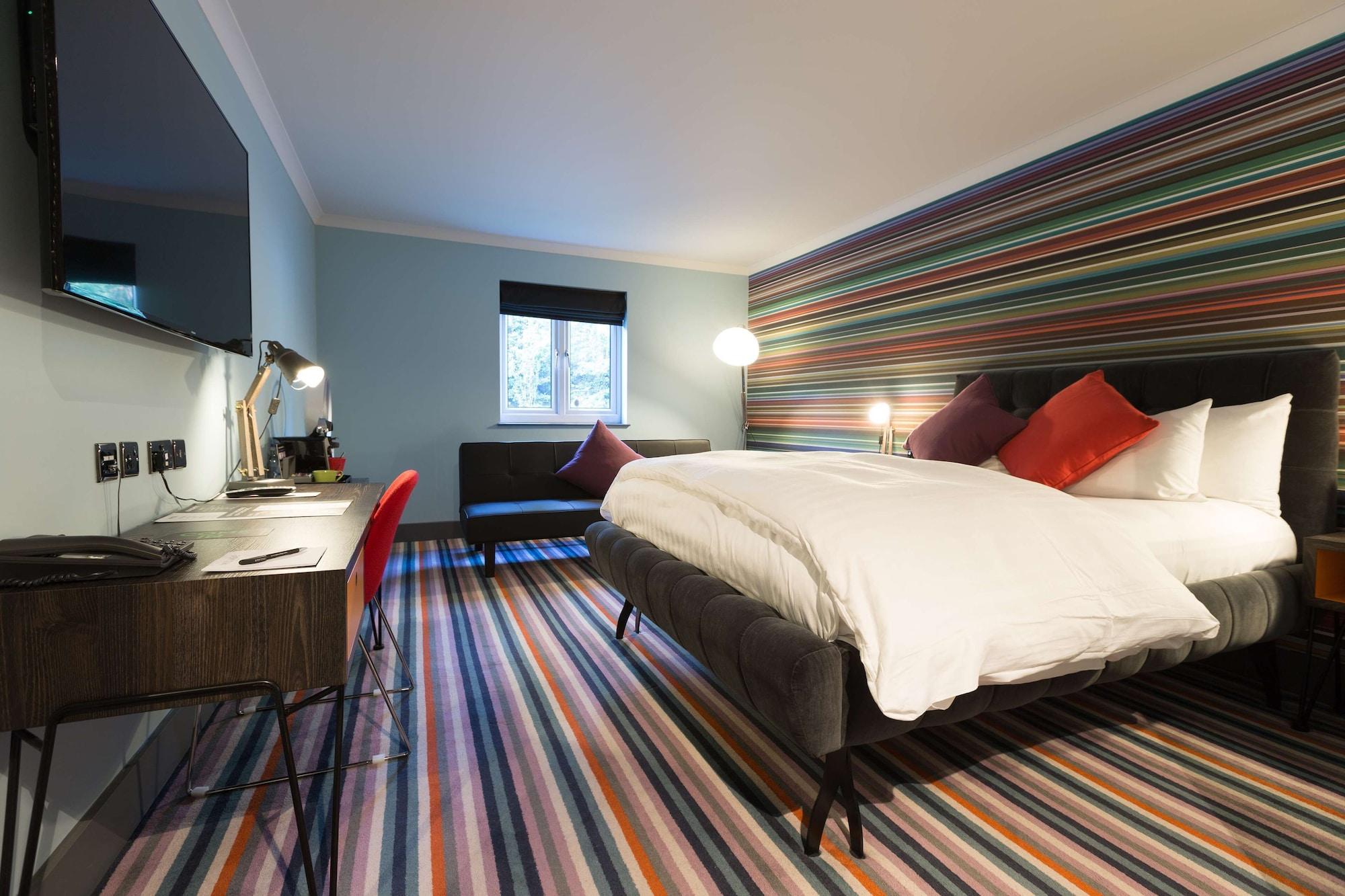 Village Hotel Warrington Екстериор снимка